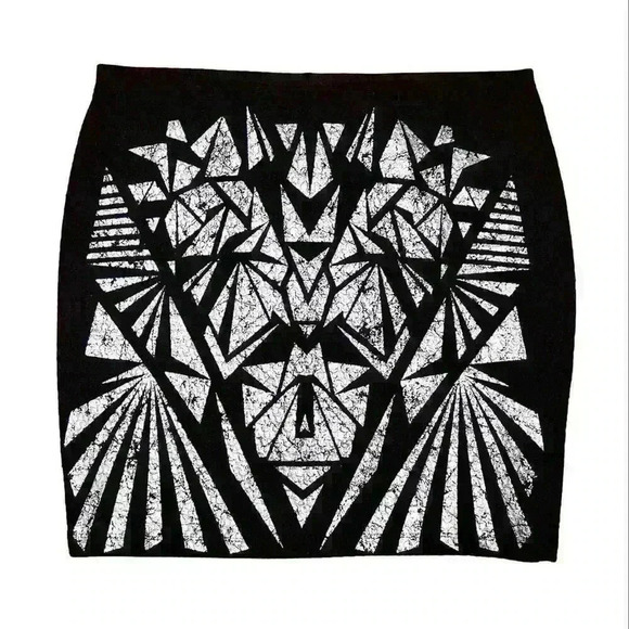 Vero Moda  Silver Black Mini Skirt size M Sparkly Geometric design 90s Y2k Party - Picture 2 of 14